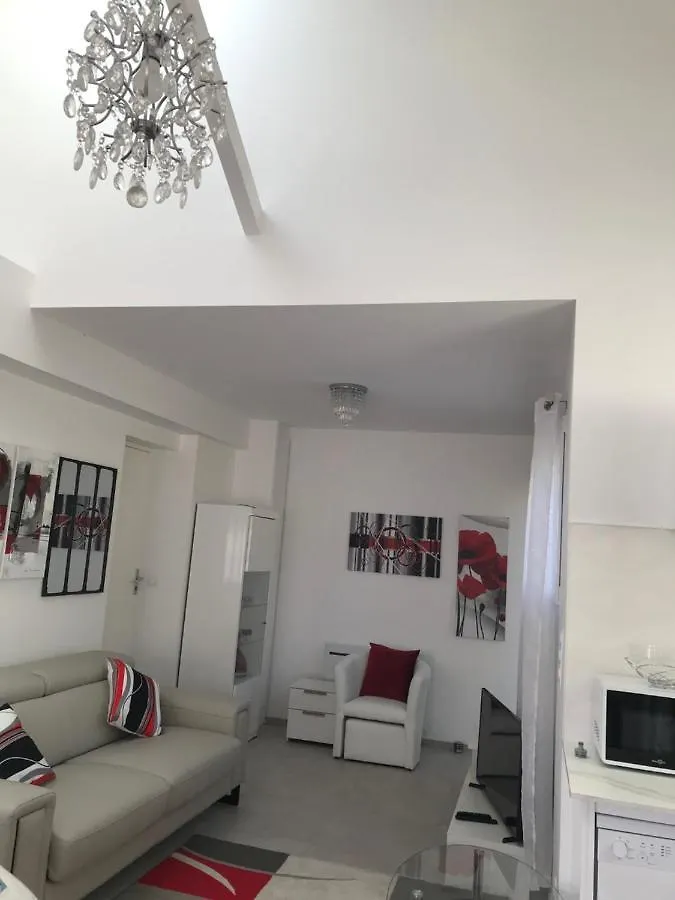 Studio Independant 35M2, Avec Grand Jardin, Gare 5 Min, Parkings, Wifi Thd, Prox Plage Villa Vannes Nyaraló